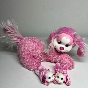 PUPPY SURPRISE MATI MOMMY Pink Fluffy plush with 2 PUPPIES Just Play 2017